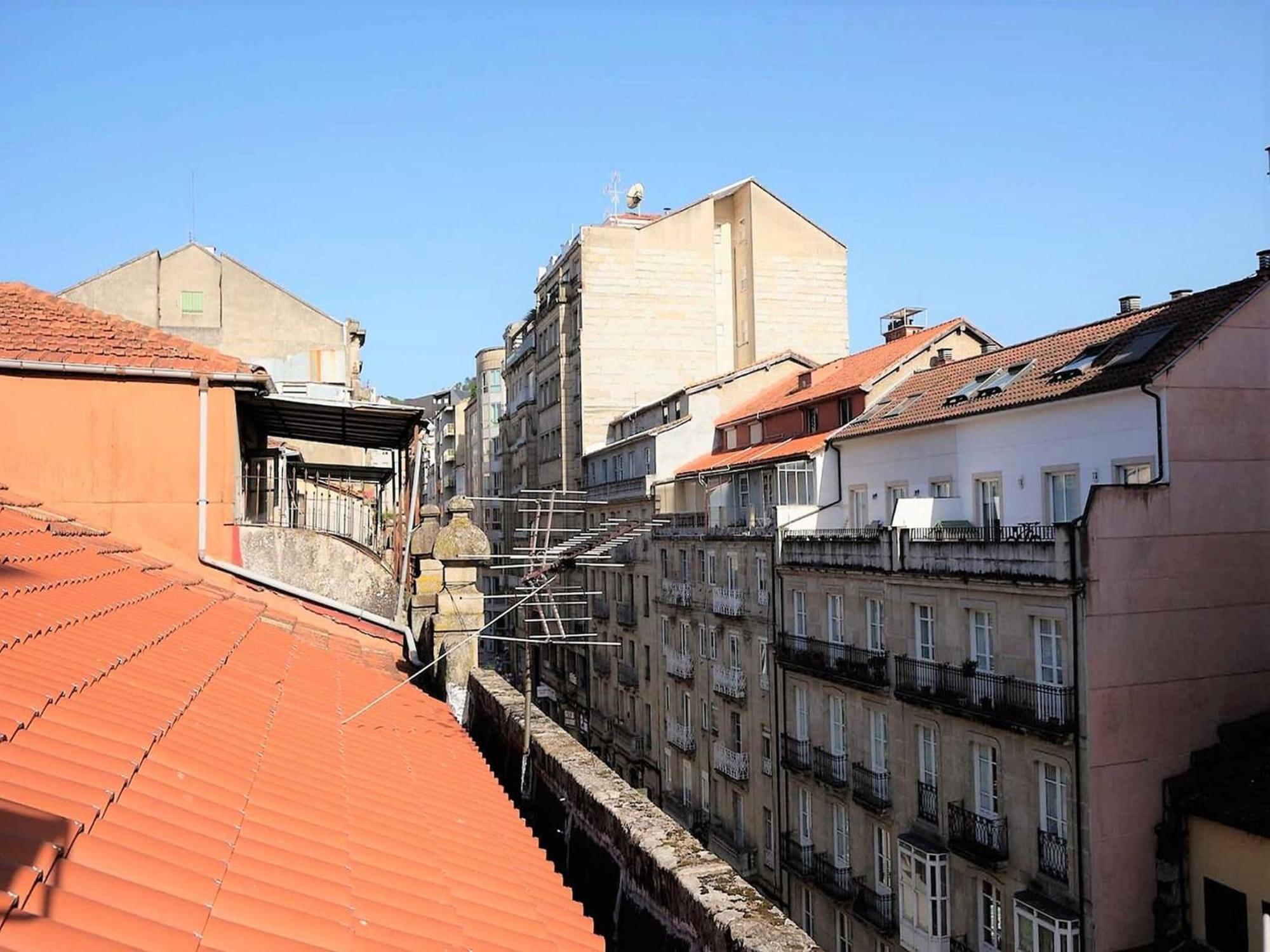Charming Apartment In Ourense Overlooking The City Exterior photo